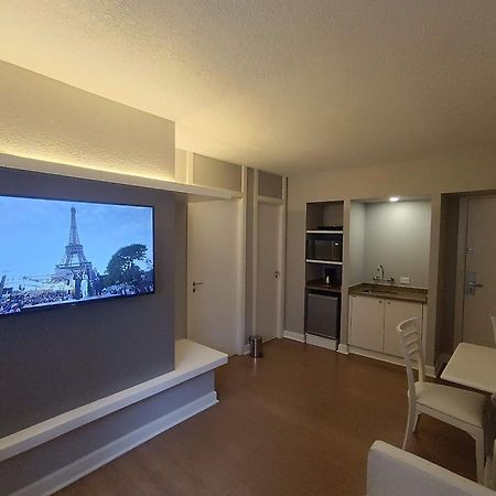 Apto-Flat Excelente Localizacao Centro-Batel - Somente Familiares Curitiba Eksteriør billede