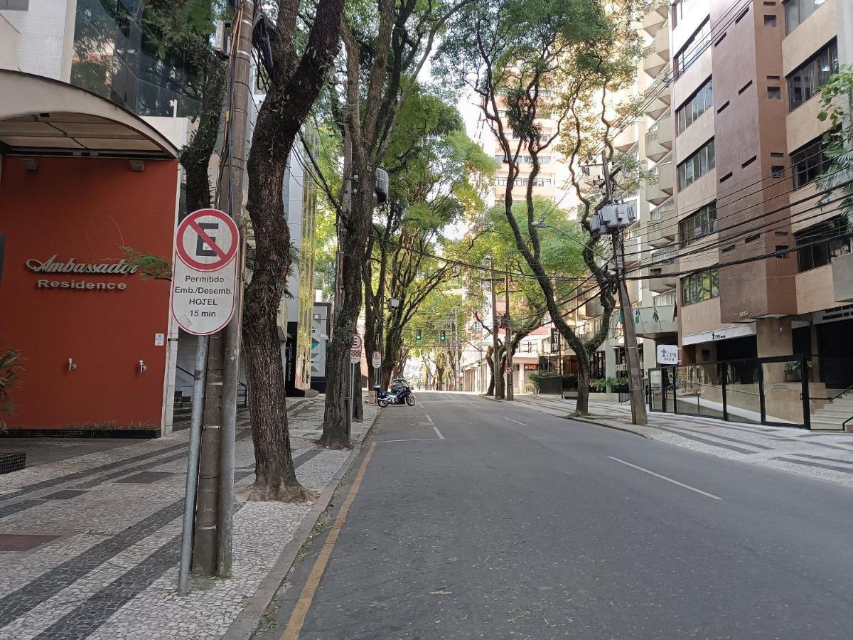 Apto-Flat Excelente Localizacao Centro-Batel - Somente Familiares Curitiba Eksteriør billede