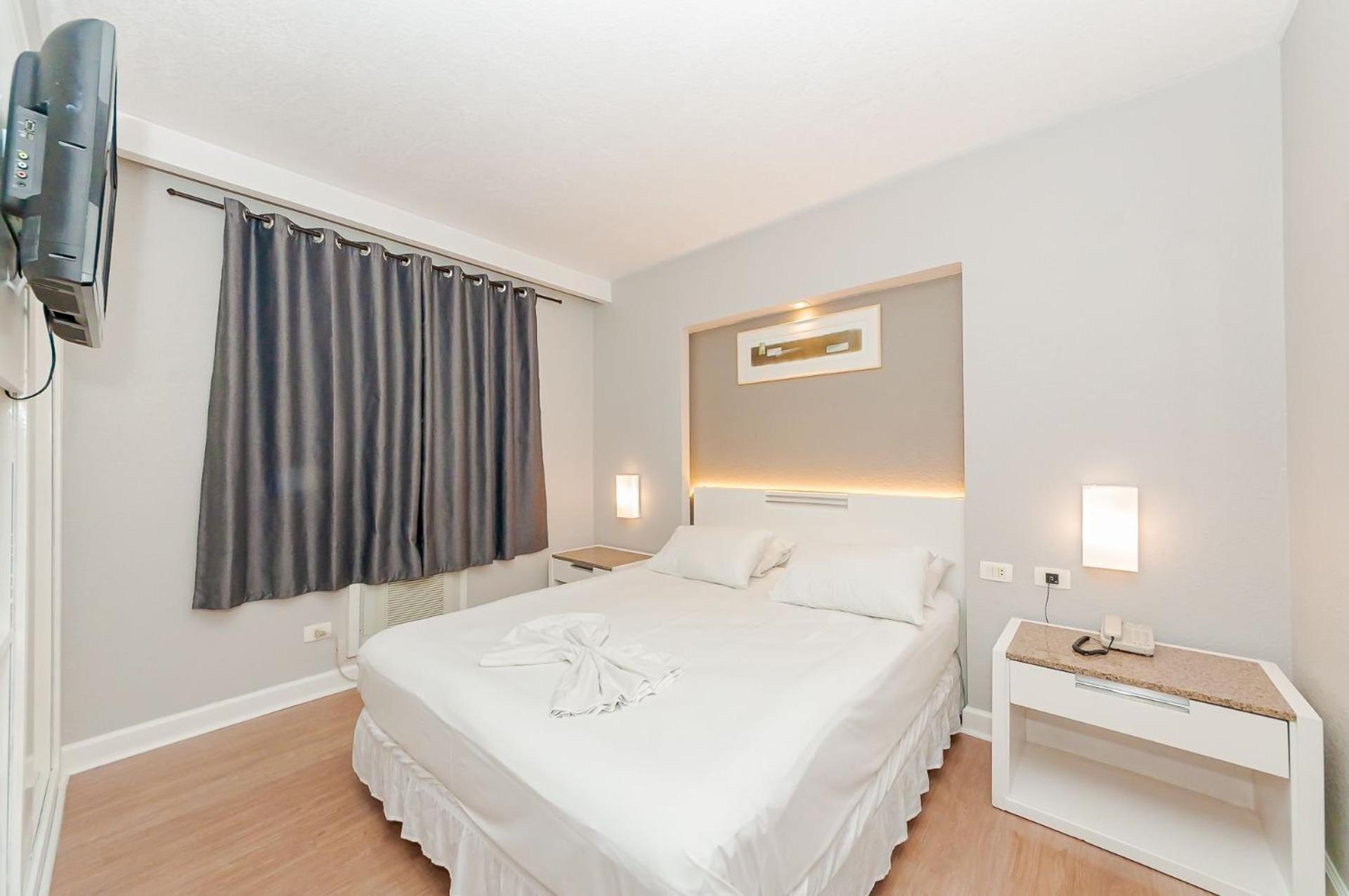 Apto-Flat Excelente Localizacao Centro-Batel - Somente Familiares Curitiba Eksteriør billede