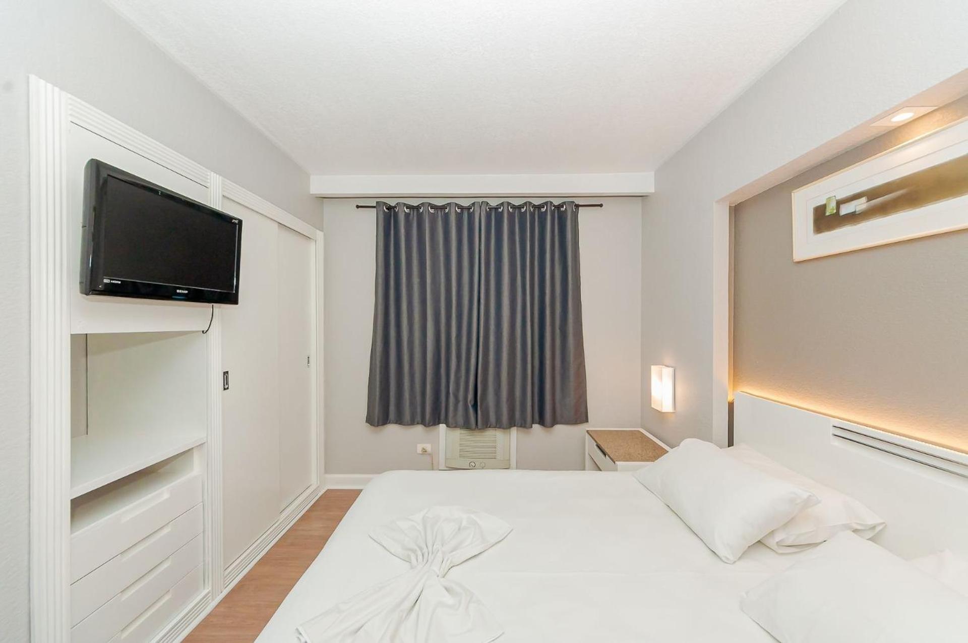 Apto-Flat Excelente Localizacao Centro-Batel - Somente Familiares Curitiba Eksteriør billede